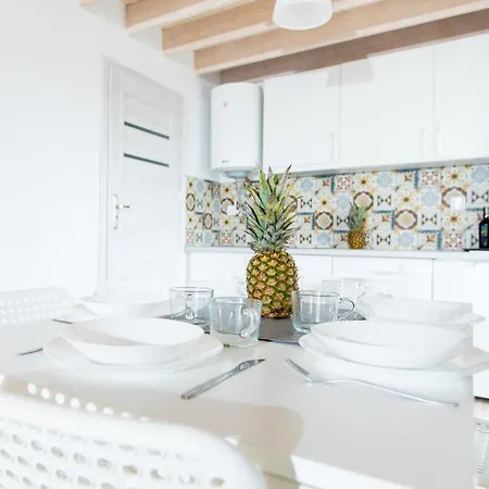Pina House *