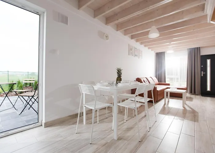 Pina House Ferienhaus *